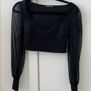 crop long sleeve top
